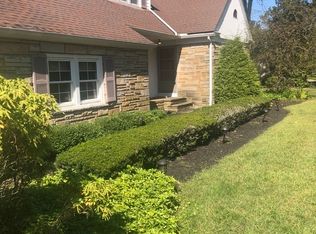 26801 Hendon Rd, Beachwood, OH 44122