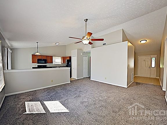 2nd image of 6635 Pasco Ln