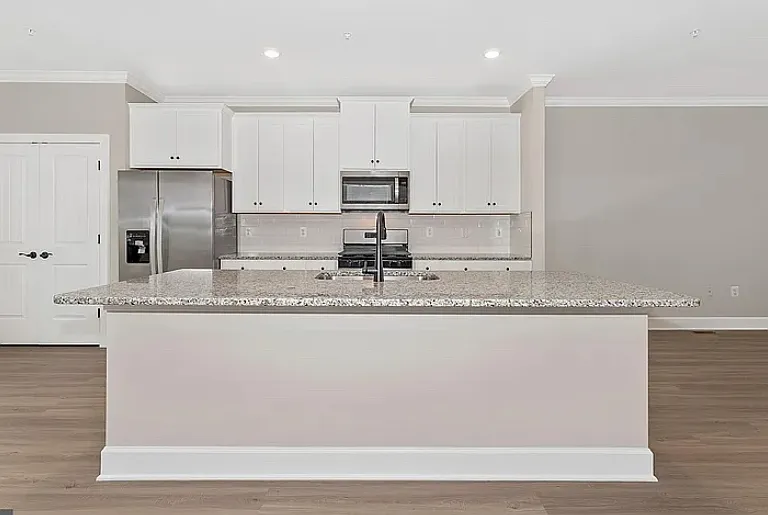518 Bartholomew Dr — Photo 5