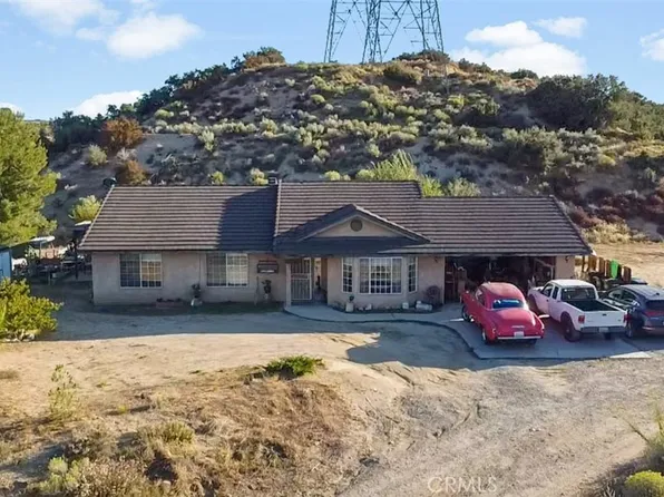 6850 Oak Hill Rd, Oak Hills, CA 92344