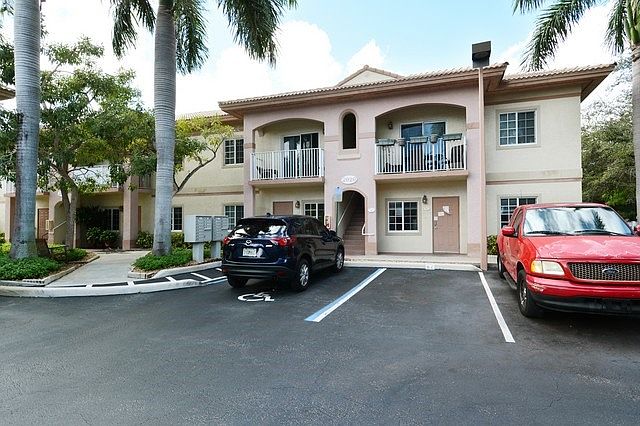 1st image of 2020 Taylor St #4C