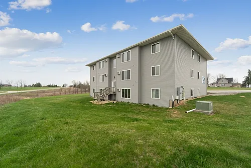 Wild Grove Apartments - College View Photo 1