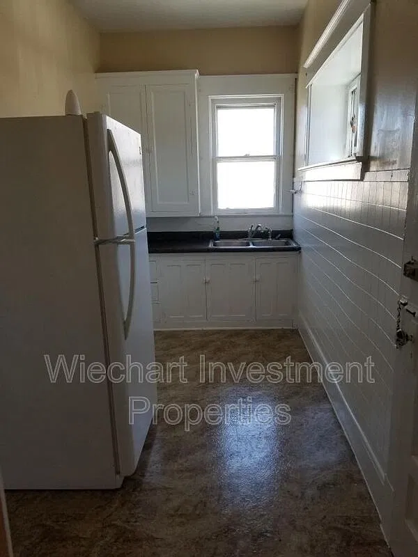 1 bed, 1.0 bath, 400 sqft, $695 — Photo 3