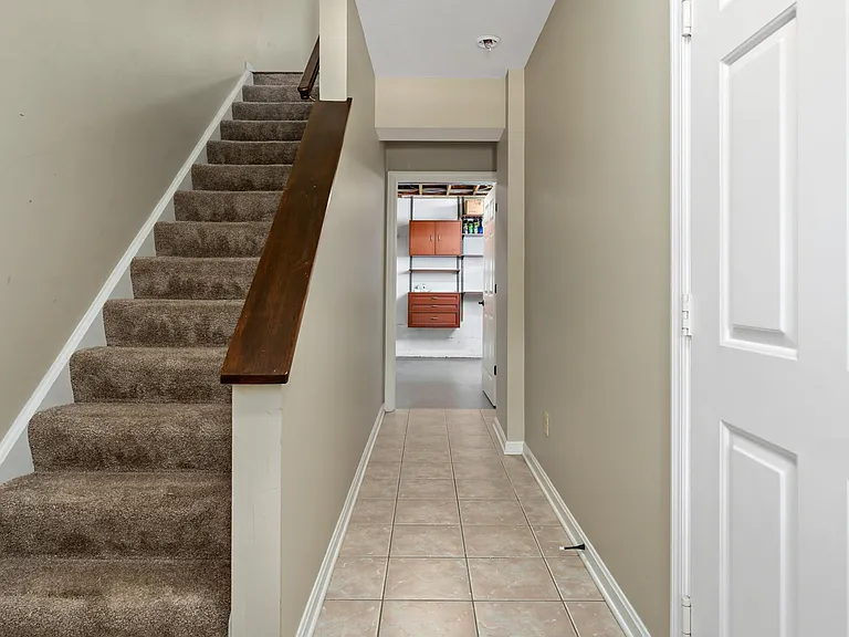 203 Boxwood Ct — Photo 30