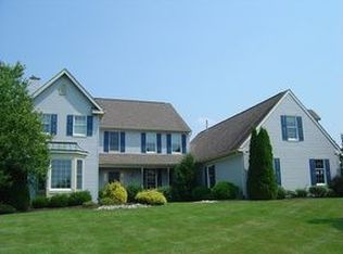 29 Wycklow Dr, Robbinsville, NJ 08691