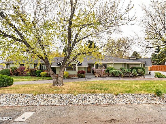 3rd image of 1840 Berkeley Dr