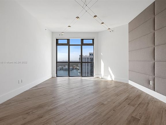 4th image of 17301 Biscayne Blvd #L-9