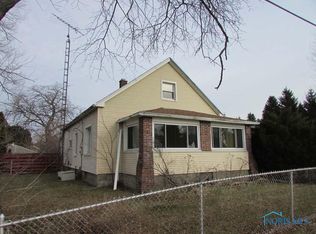 3131 Brown Rd, Oregon, OH 43616