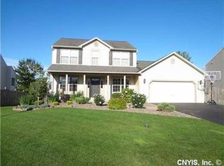 9415 Peregrin Ln, Brewerton, NY 13029