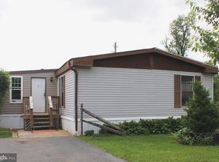 3 Boxwood Blvd, Columbia, PA 17512