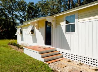 509 Barlowe St, Manteo, NC 27954