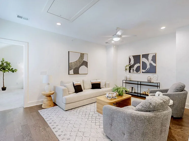 425 Herringbone Ct — Photo 6
