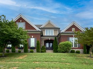 7010 Creekton Dr, Louisville, KY 40241