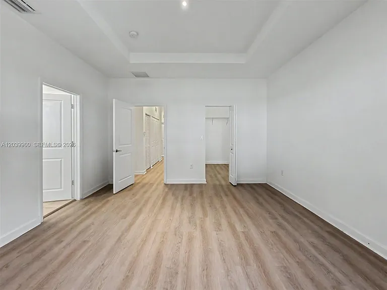 11296 SW 254th Ter — Photo 16