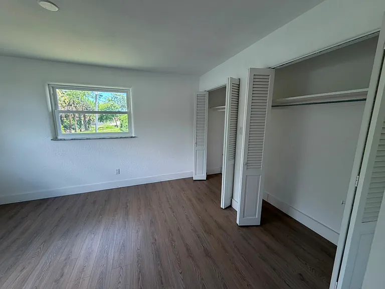 1822 Banyan Tree Dr — Photo 16