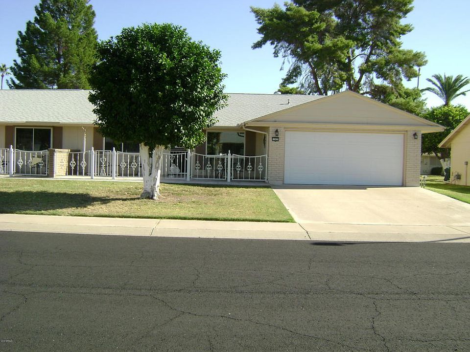 1st image of 13625 N Hawthorn Dr