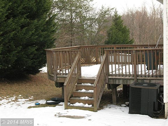 3rd image of 27 Turnbrook Ct