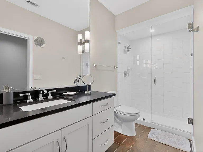 5609 Smu Blvd #306 — Photo 22