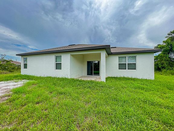 2nd image of 2129 Orchid Way
