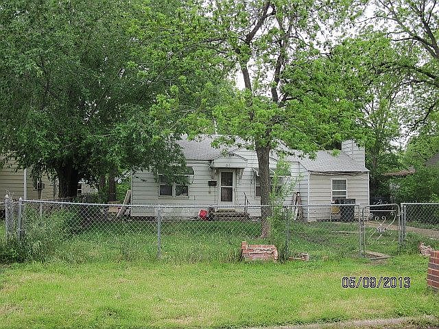 2nd image of 2116 SW 26th St