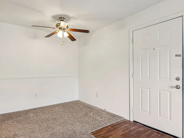 Andover Park Apartments — Photo 8