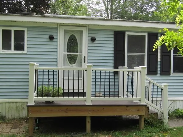 42 Donna Drive, Exeter, NH 03833