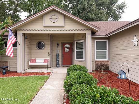 2nd image of 8541 MOSS POINTE Trail N