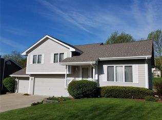 230 Becky Lynn Blvd, Pleasant Hill, IA 50327