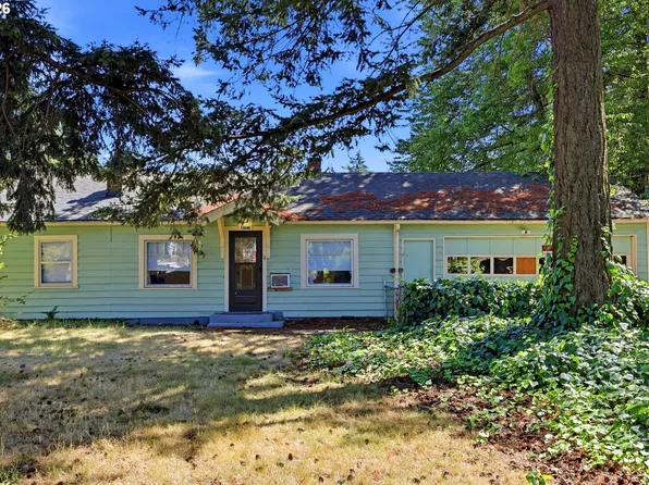 13646 SE Rhine St, Portland, OR 97236