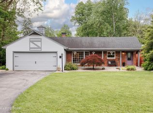 5822 Bonfire Dr, Windy Hills, KY 40207