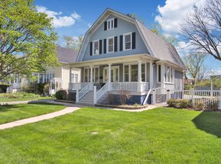 117 N Willow Rd, Elmhurst, IL 60126