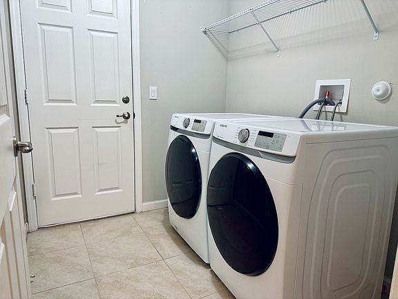 Washer and Dryer included in lease