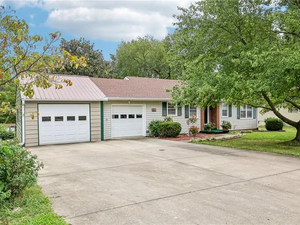 501 Eastwood Rd, Harrisonville, MO 64701