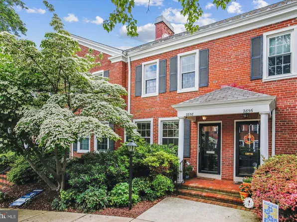 2858 S Abingdon St, Arlington, VA 22206