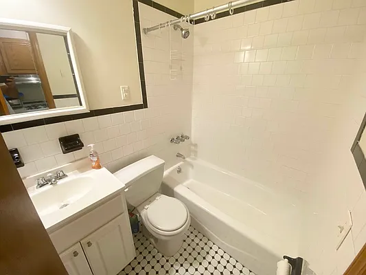 Rented by Guidance Realty Corp. | media 9