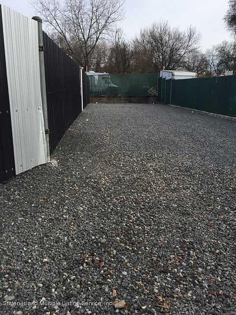 1st image of 121 Kreischer St