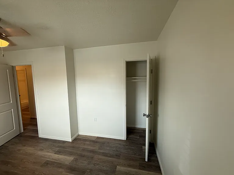 1711 Marble Ave NW #A — Photo 11