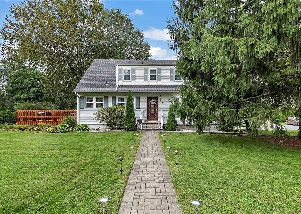 1st image of 40 Spencer Ct