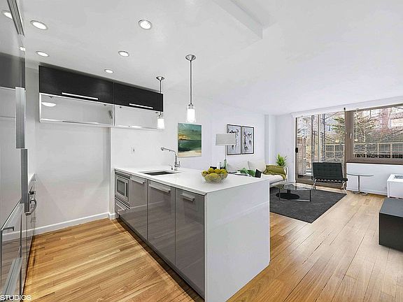 4th image of 393 W 49th St APT 2