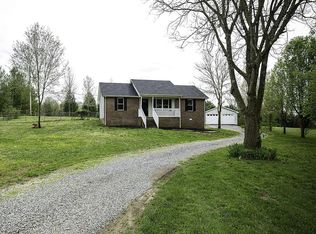 4021 Fykes Grove Rd, Cedar Hill, TN 37032