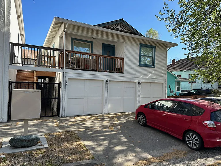 305 U St #100 — Photo 1