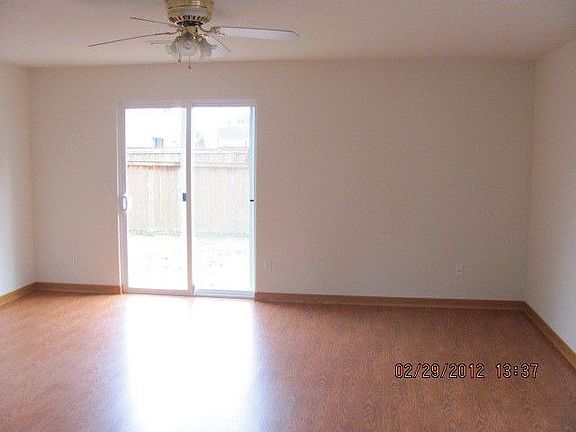 3rd image of 15823 129th Ave E