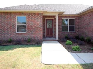 16 Cottonwood Ln, Ward, AR 72176