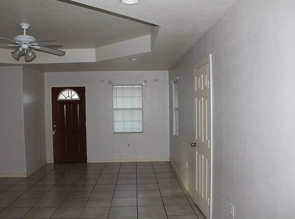 5th image of 2800 Gibraltar St