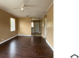 305 W Main St APT 5, Whitehouse, TX 75791