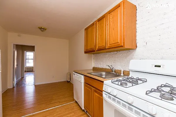 Rented by Nooklyn NYC LLC | media 4