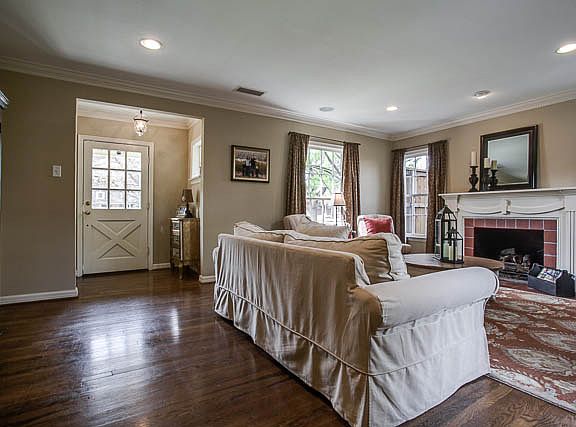 4th image of 3948 Wentwood Dr
