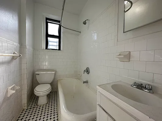 Rented by Coda Real Estate NYC | media 14