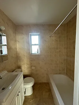 Rented by Voro Purple LLC | media 4