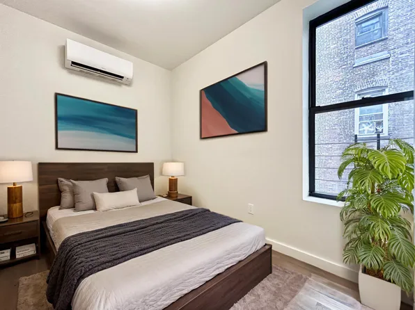 524 West 134th Street image 5 of 21